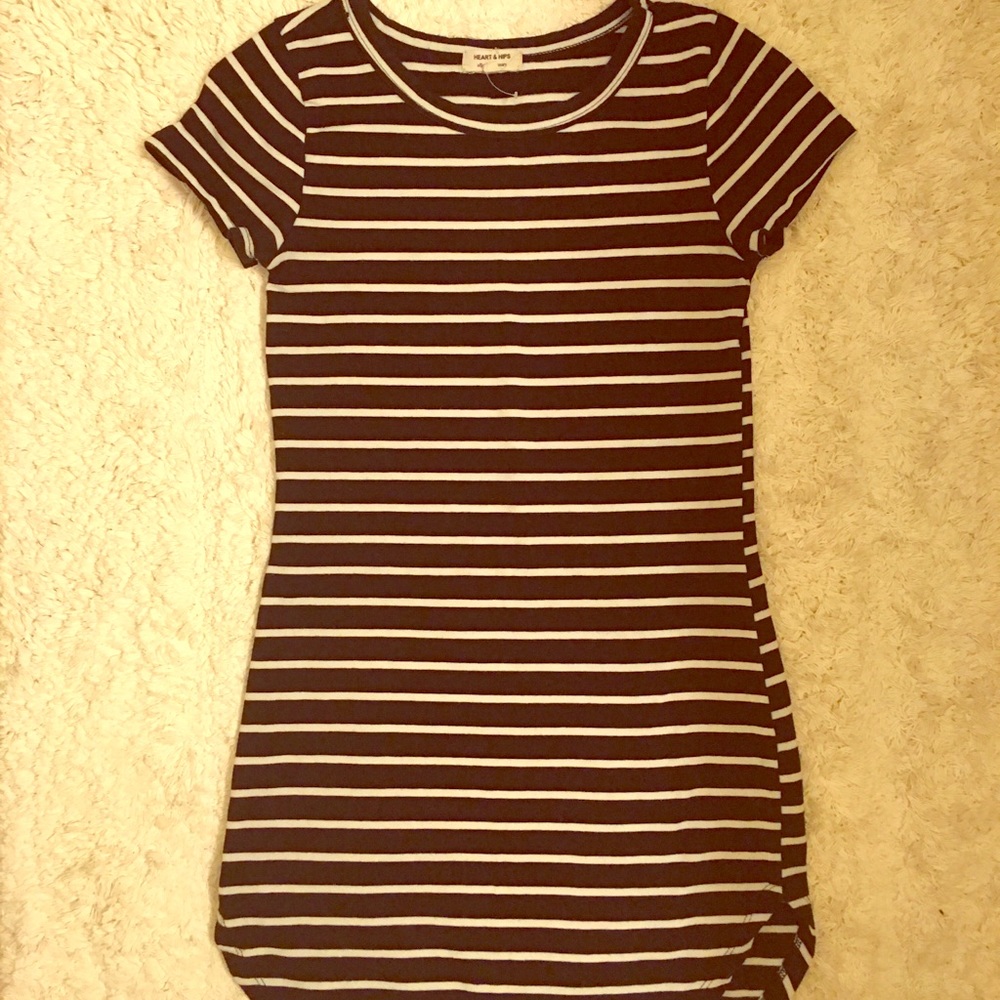 Black and White Stripped Bodycon Dress